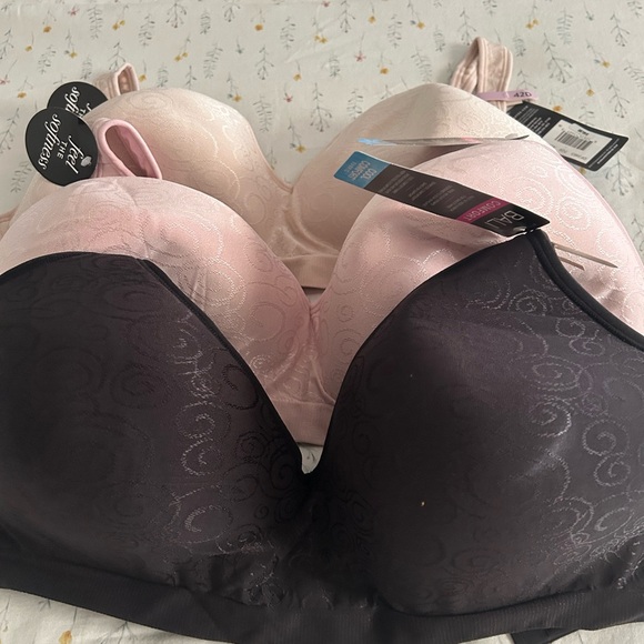 Bali Other - Bali Soft Pink, Black and Beige (3) NWT